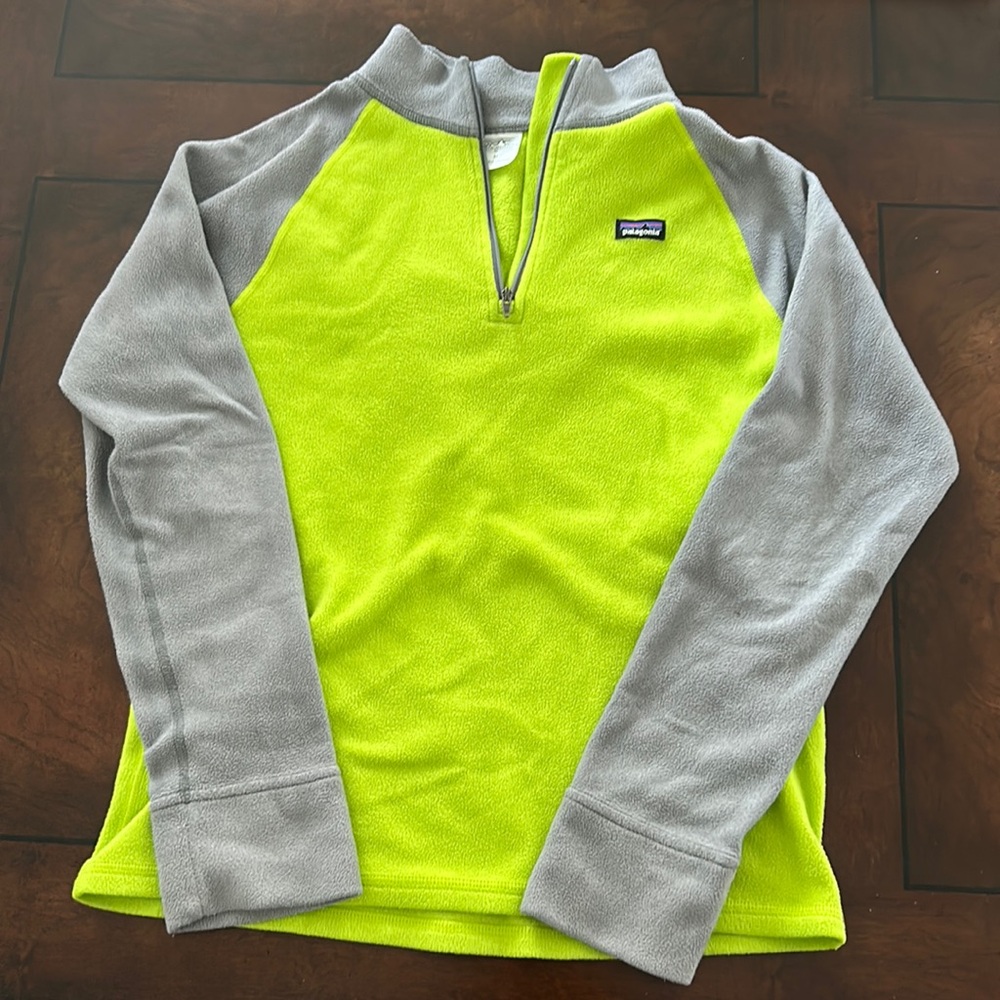 Patagonia, boys medium, quarter zip fleece